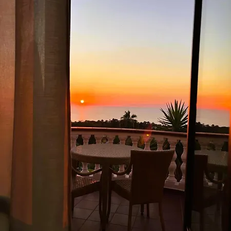 منتجع Tenuta Tropeano 3*