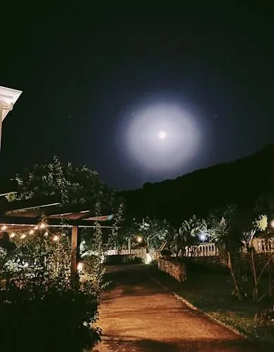 Tenuta Tropeano סנטה דומניקה