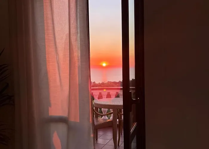 אתר נופש Tenuta Tropeano סנטה דומניקה